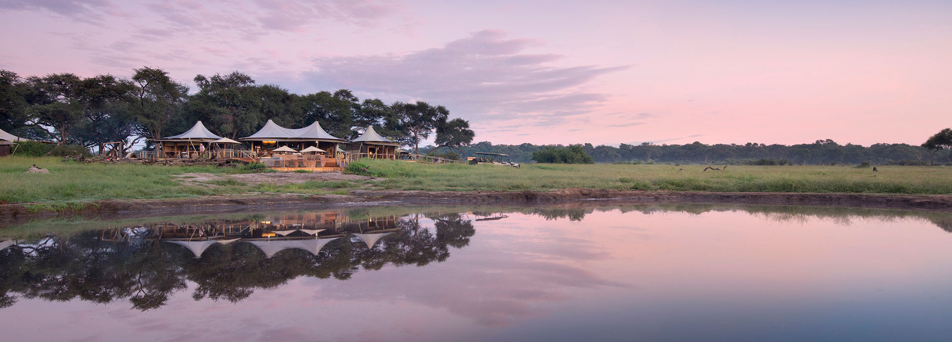 With its fewer visitors and tranquil riverside safari lodges, Zimbabwe is a leading safari destination.