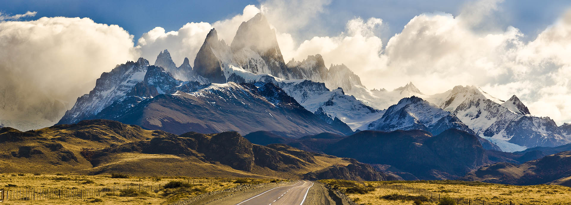 A paradise for hikers or for armchair travellers with mountain views for miles towards el Chalten when staying at Explora el Chalten