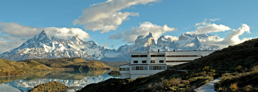 Luxury hotel in the incredible ladnscapes of Patagonia